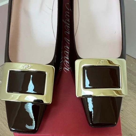 Roger Vivier Brown Pumps with Signature Buckle Sz 40 - Picture 3 of 9